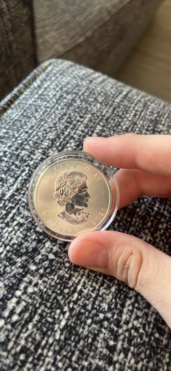 2021 1 oz Silver Canadian Maple Leaf Coin