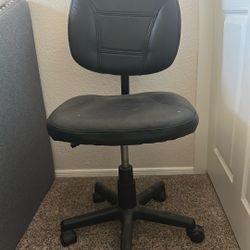 Swivel Chair 