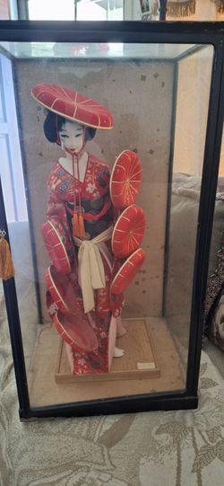 Rare vintage Antigue Nishi Kabuki Doll
