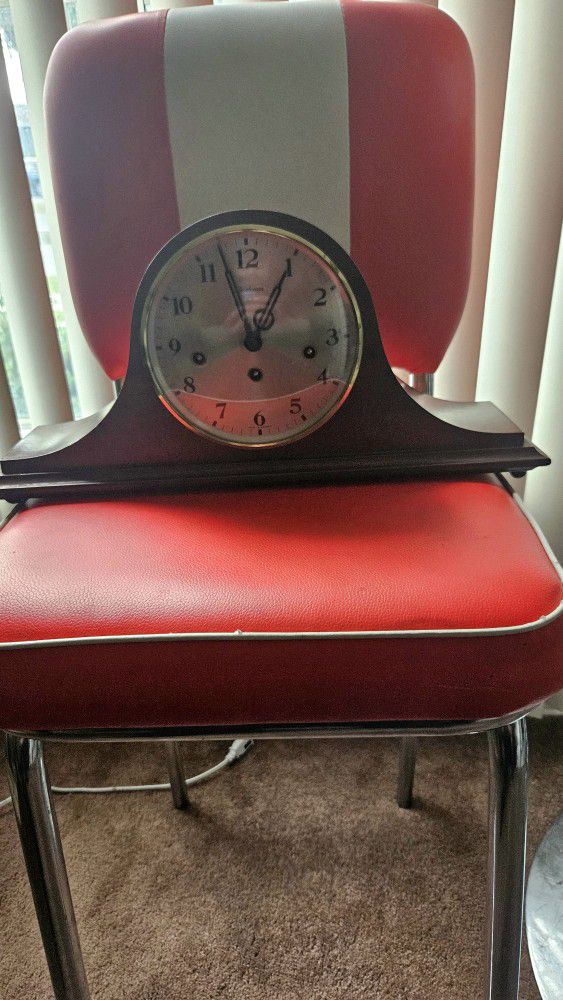 Antique Dunhaven westminster chime mantel clock