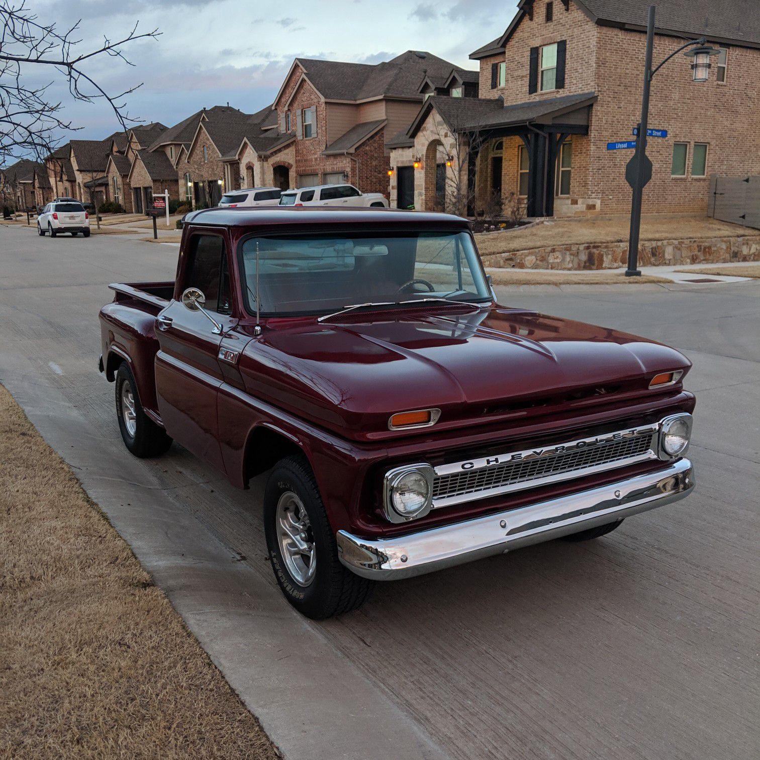 Photo 65 Chevy C10 Step Side