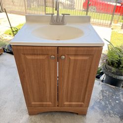 Free Bathroom Sink