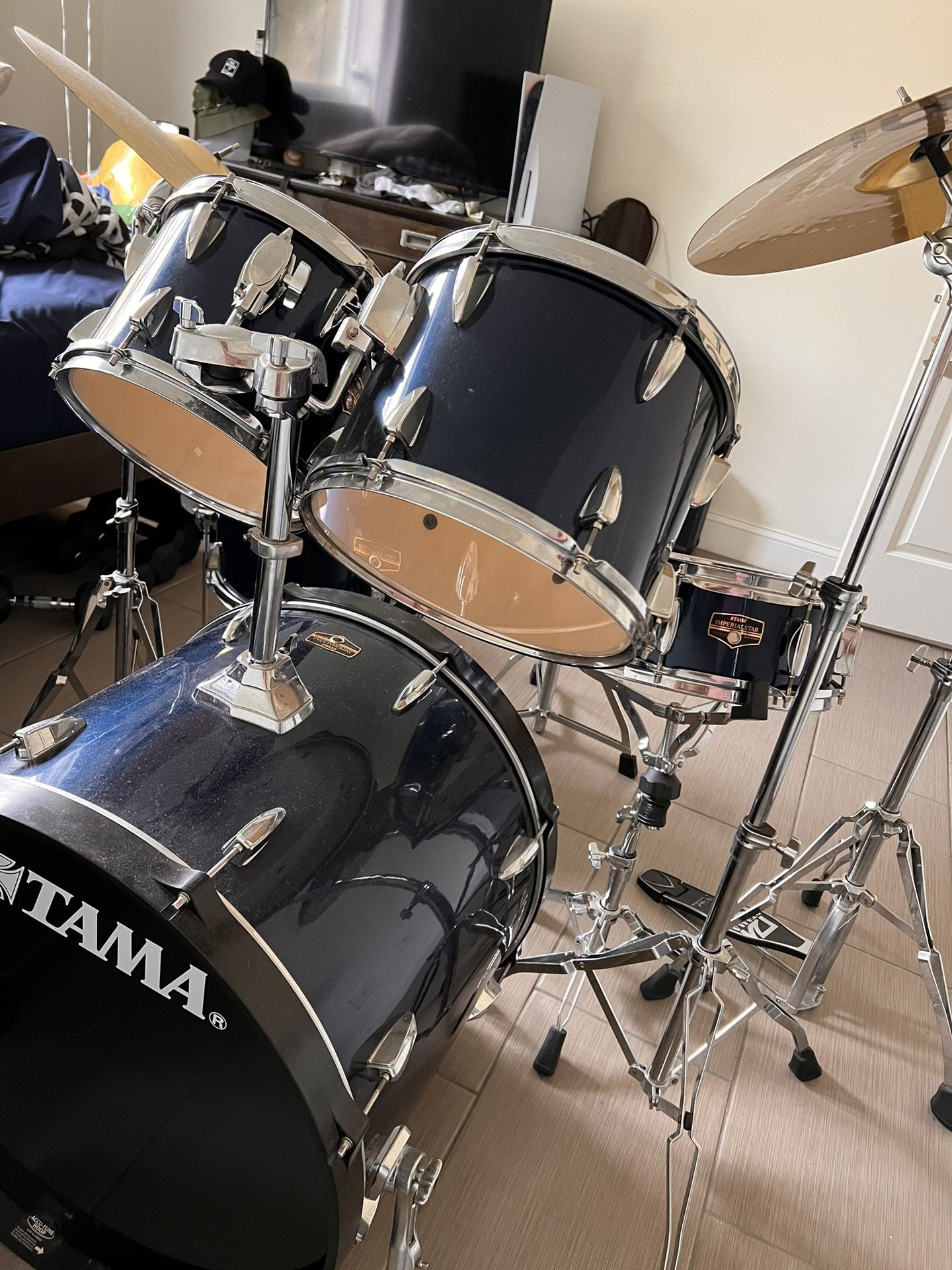 TAMA Drum Set