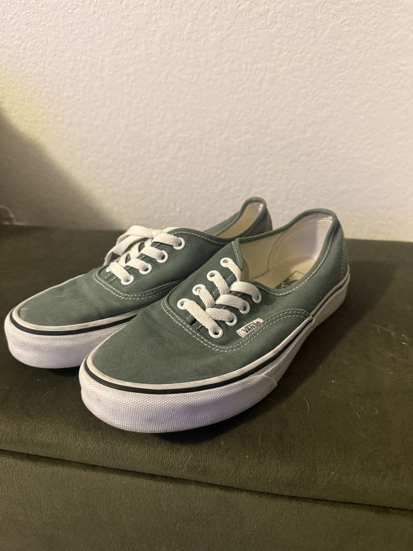 Women 7.5 Vans 