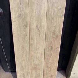 Cradle Rock Oak 12 mm T × 8 in. W Waterproof Laminate Wood Flooring  