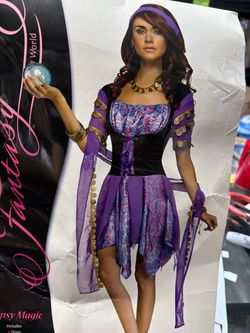 New, Women’s Gypsy Costume size S/M