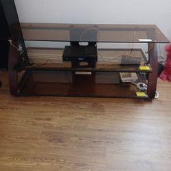 GLASS  TV STAND 