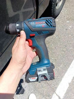 18v Bosch Drill with Battery and Charger