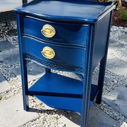 Single End Table With 2 Drawers