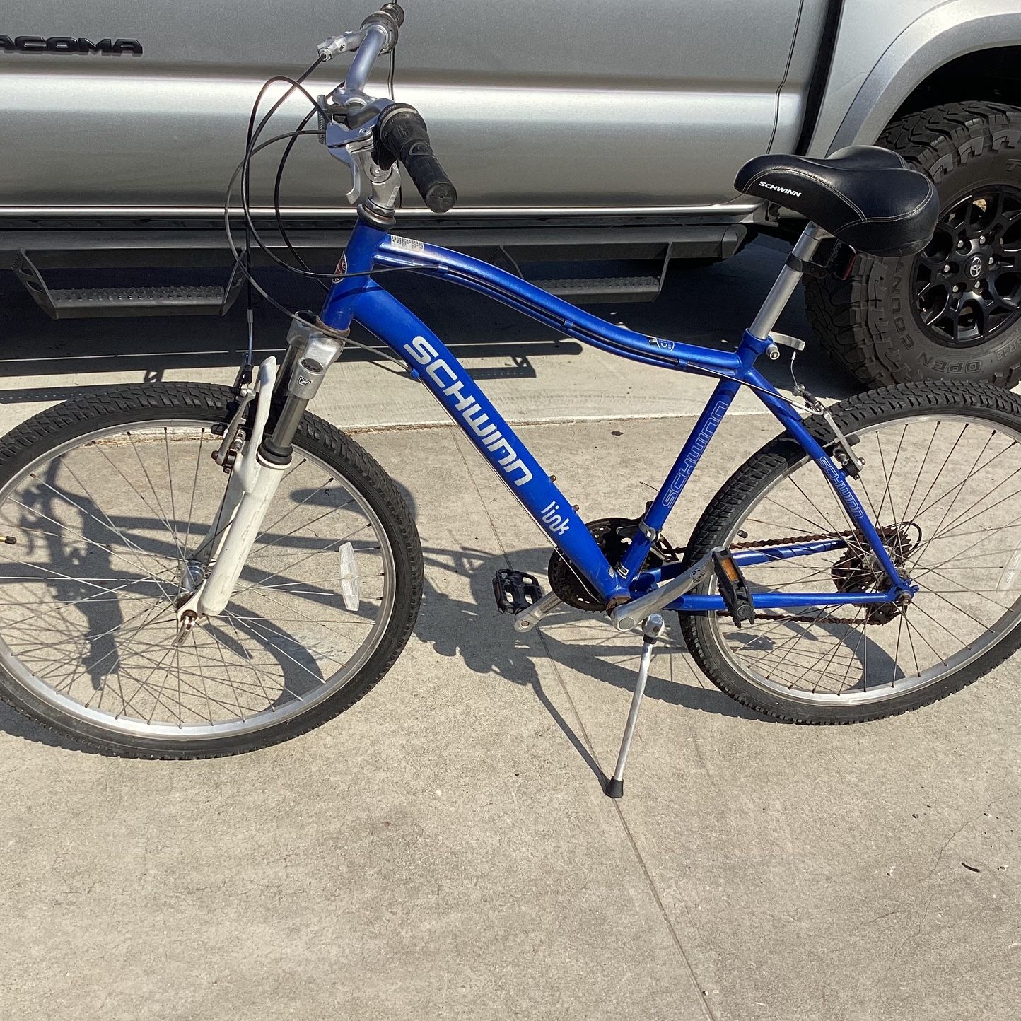 26 Mountain Schwinn Link City Bike For Mens 7 Speed Excellent Condition 145 for Sale in Whittier CA OfferUp