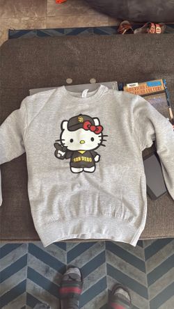 Padres Hello Kitty sweatshirt Sz M