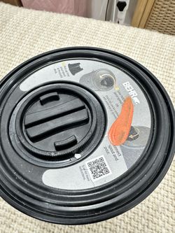 🖌️ Brand New BEHR Premium Plus Paint & Primer – 1 Gallon (Interior Satin Enamel) Orange