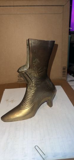 VTG BRASS BOOT VASE