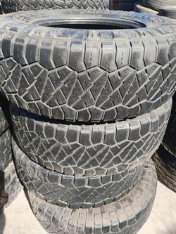 Used set of tires nitto 285 70 17