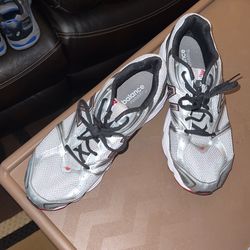 New Balance 580 Running Shoe