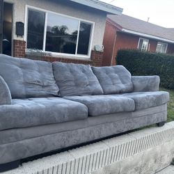 FREE cOUCH
