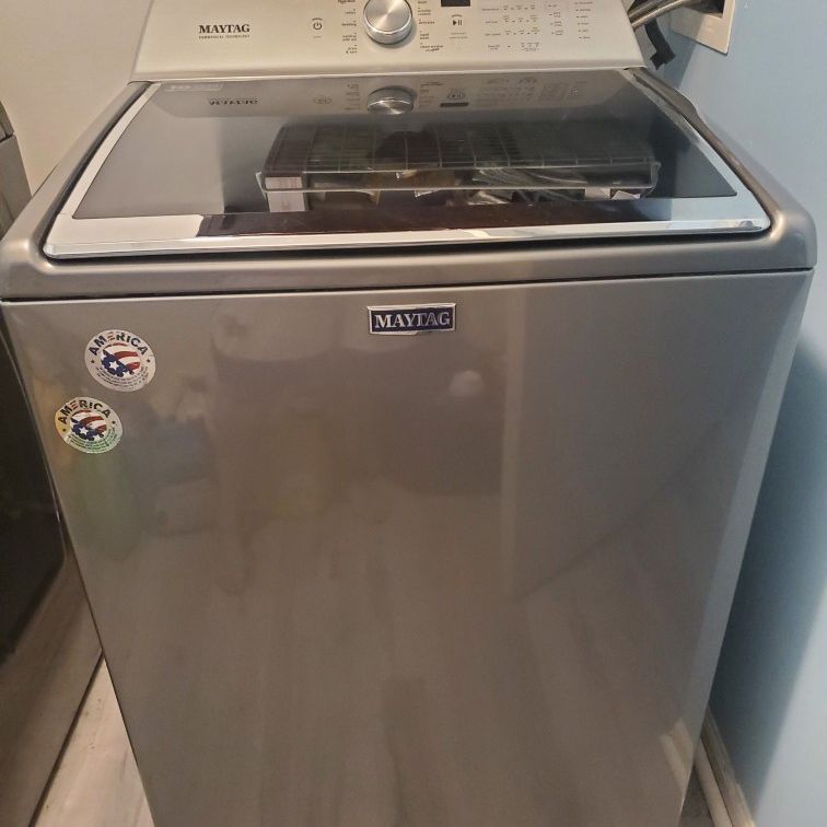 Washer N Dryer Set