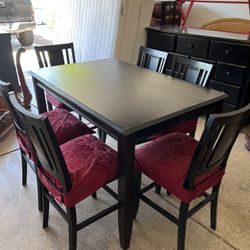 Black Dining Table & 7 Chairs 
