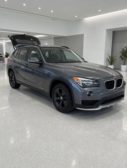 2015 BMW X1 / Charcoal Gray sDrive28i