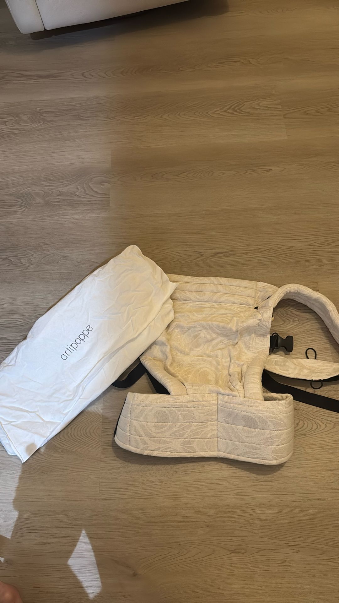 Artipoppe Baby Carrier