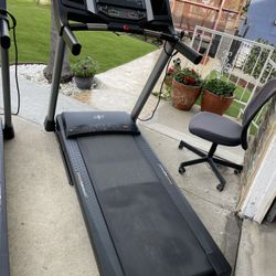 Treadmill 