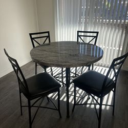 Dining Table w/ 4 Chairs 
