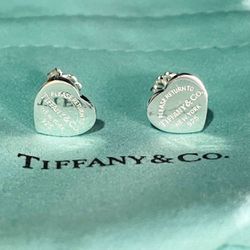 Tiffany Heard Small Stud Earrings 