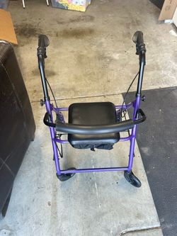 Walker with seat