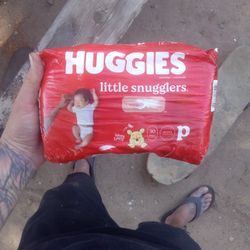 Huggies Little Snugglers