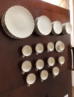 Weatherly by Lenox D517 China Set