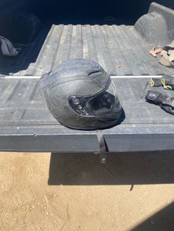 Motorcycle helmet