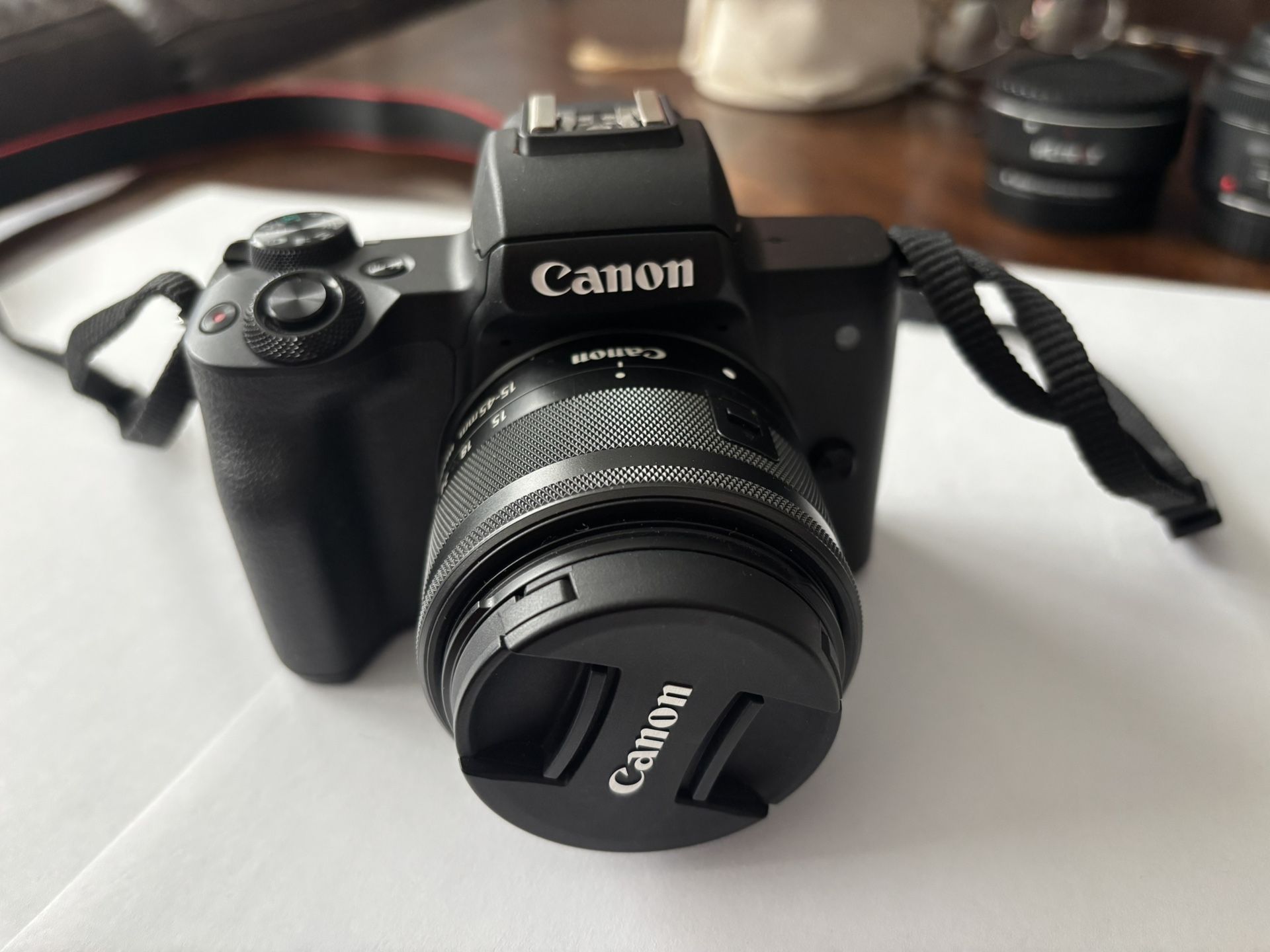 Canon m50 mark ii with 15-45 kit leans