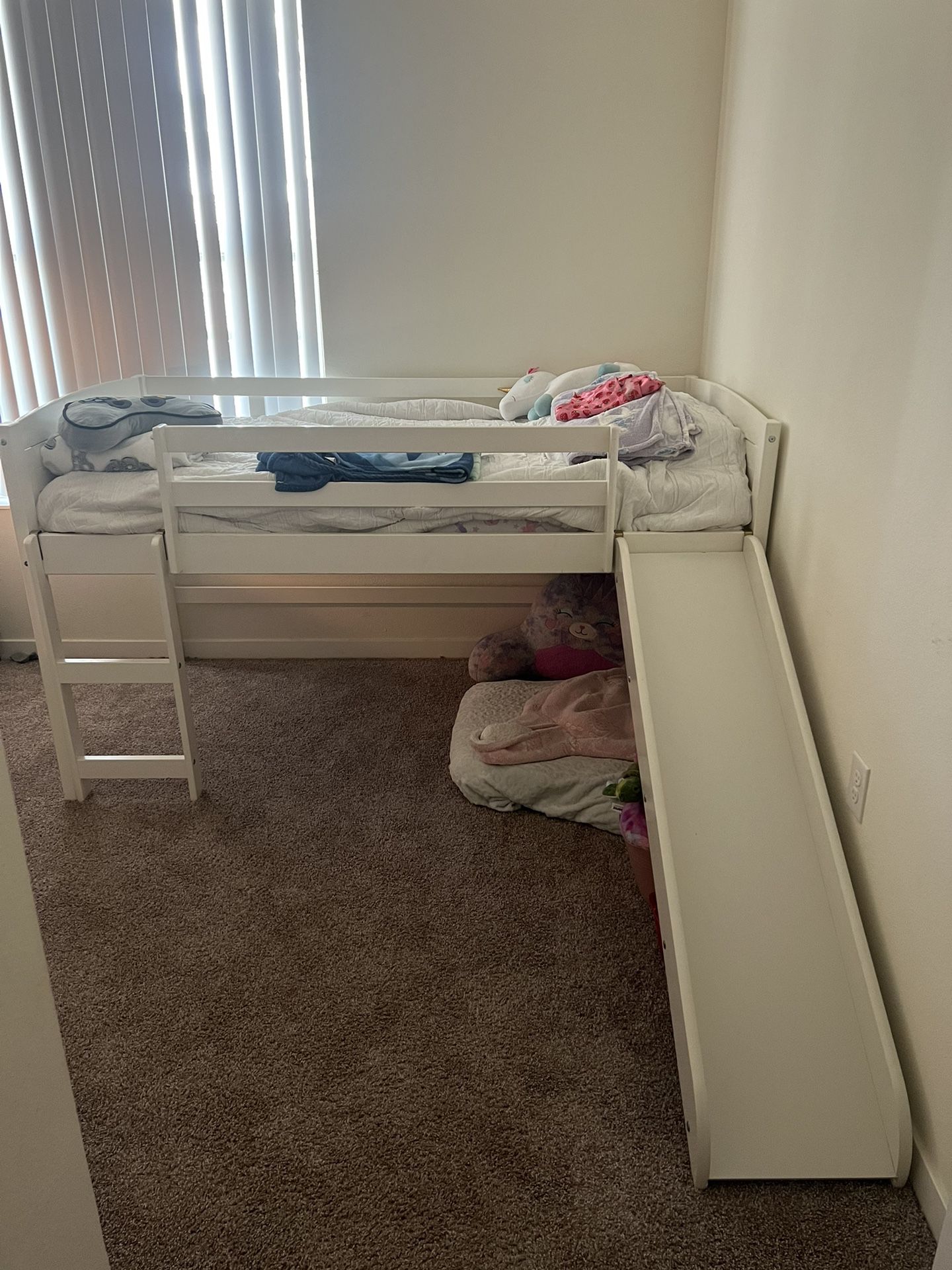 Kids Twin Bed 