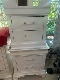 Night stand