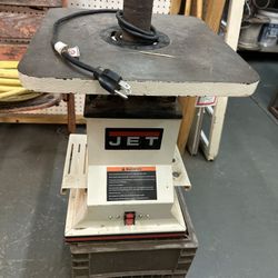 JET Benchtop Oscillating Spindle Sander w/ All Spindles