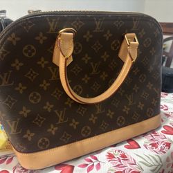 LV Purse