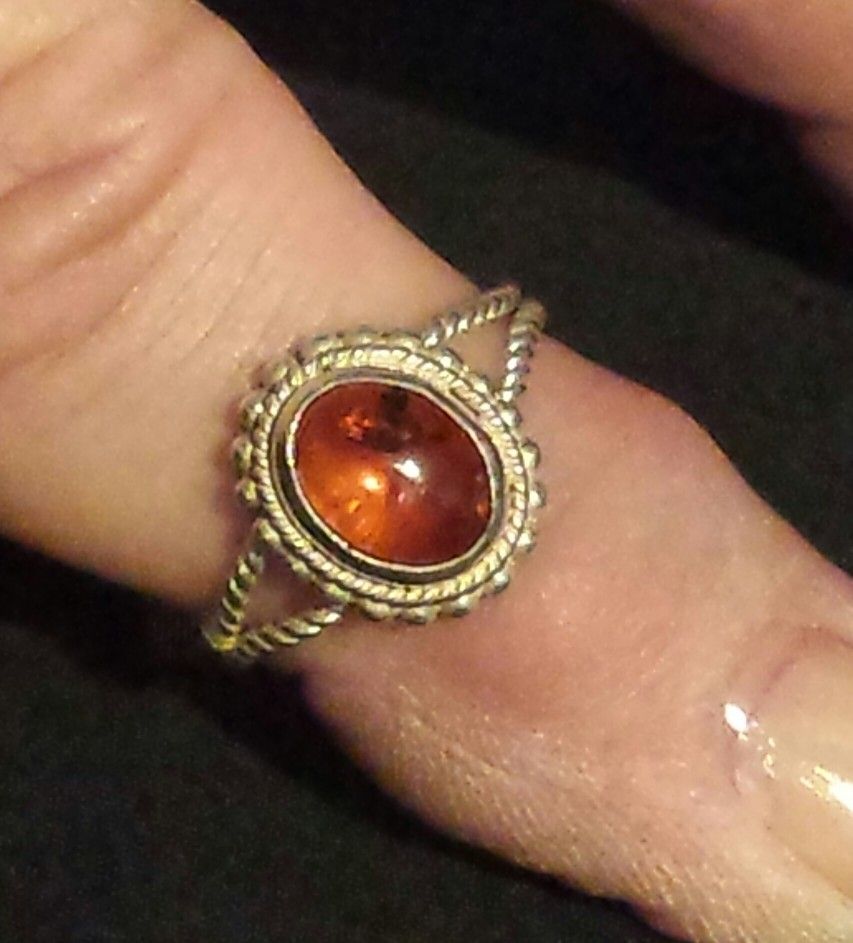 Baltic Amber Sterling Silver Ring (8)