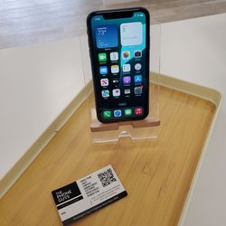 Apple iPhone 11 (Unlocked) - Pre Owned