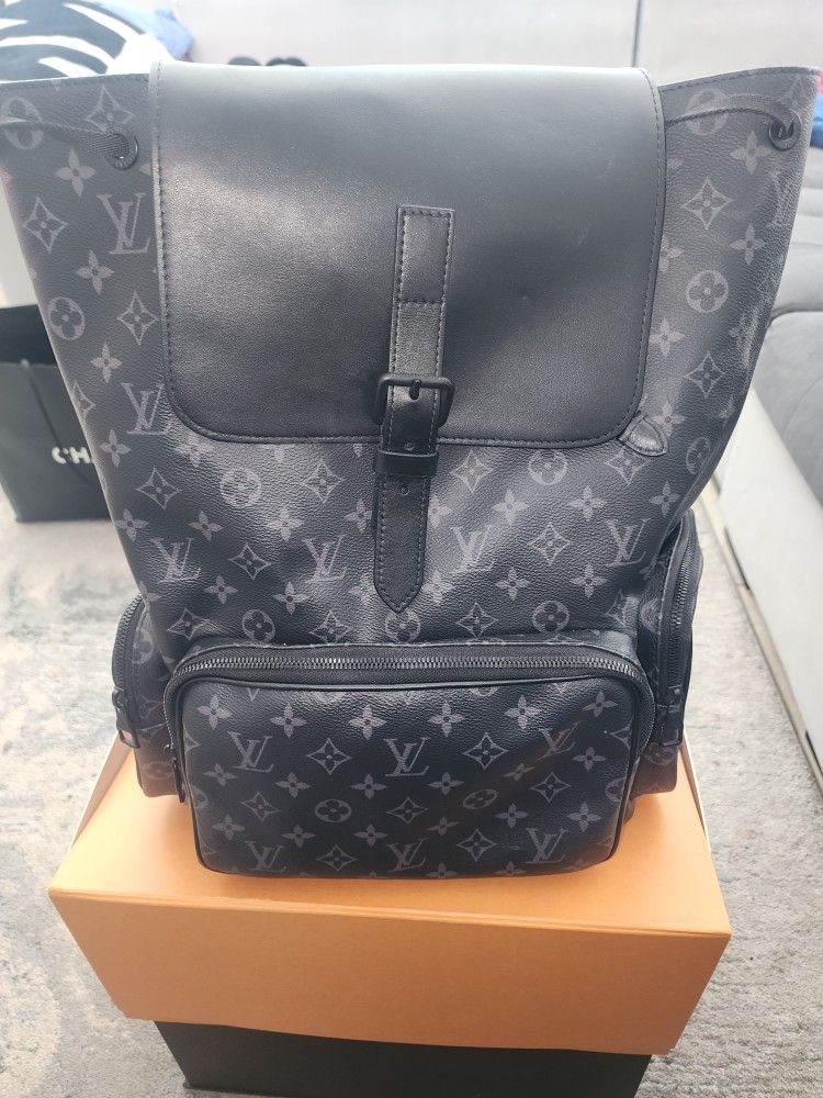 ✨ Louis Vuitton Monogram Eclipse Trio Backpack M45538 – Men’s Pre-Owned, Excellent Condition✨