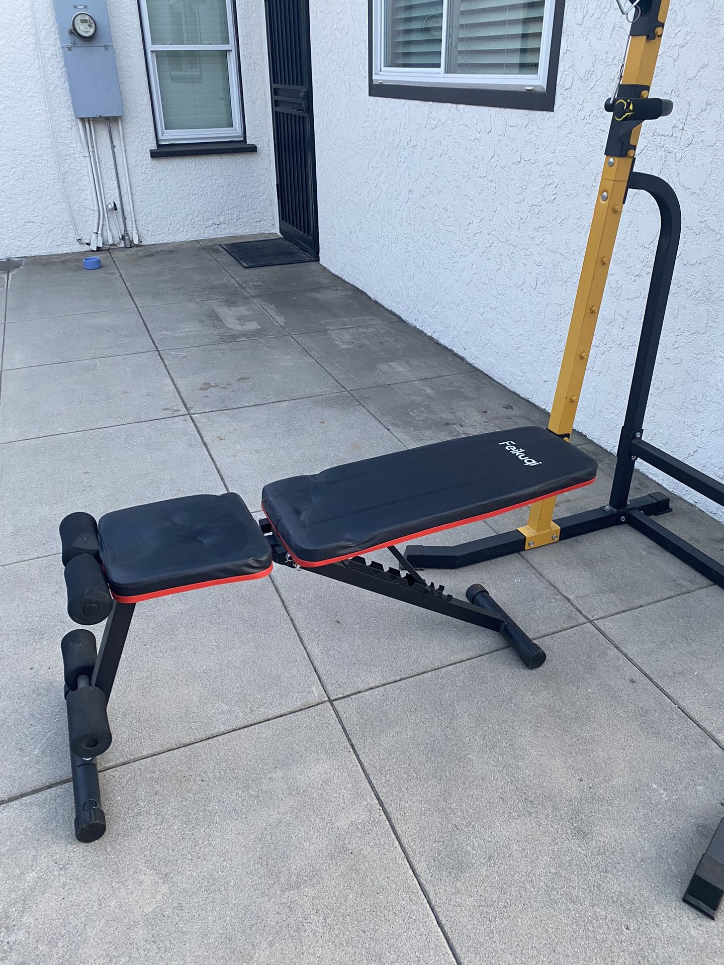 Weight Bench For Bench Press with Resistance Band Attachments
