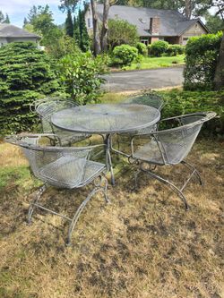 Russell Woodard Wrought Iron Patio Set . Mid Century