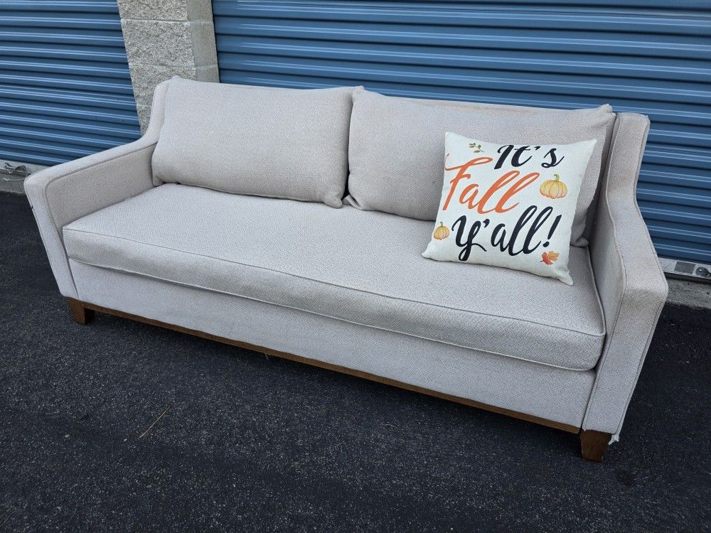 Non Sectional Couch With Delivery