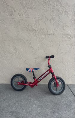 Kid’s small balance bike