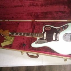 Squier Jag + Peavey Valveking And More