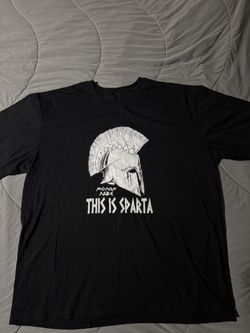 T-Shirt “This is Sparta” - NWOT.