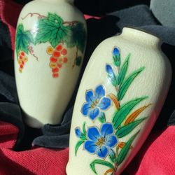 Vintage Blue Flower And Grape Vine Vase Porcelain Small Homco