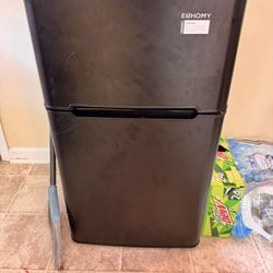 Mini fridge