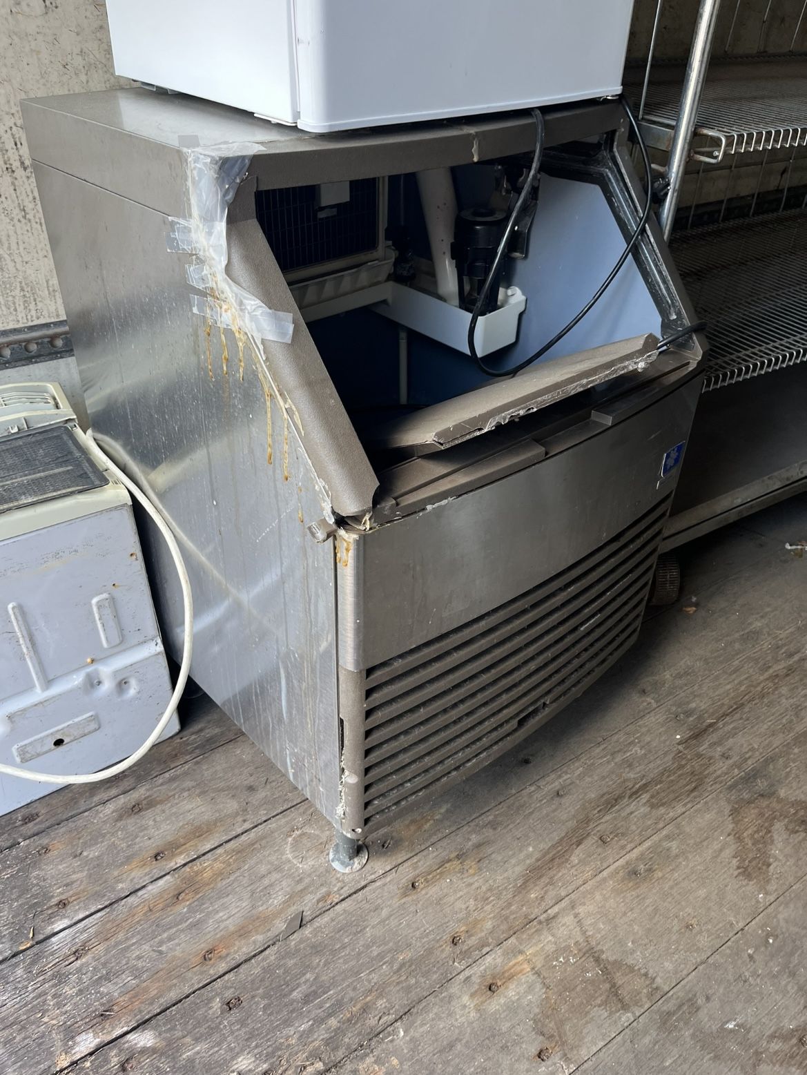 Manitowoc QY0134A Ice Maker