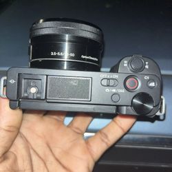 sony camera-ZV-E10 black