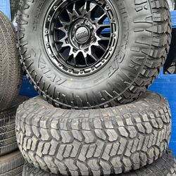 WHEELS KMC 17x9 CHEVY TOYOTA TACOMA 4RUNNER